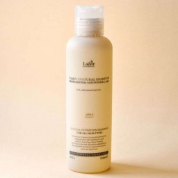 Безсульфатный органический шампунь с эфирными маслами Lador Triplex Natural Shampoo 